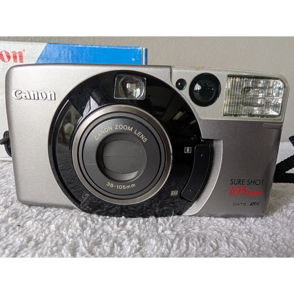 Canon Sure Shot 60 Zoom Shot 35mm Point & Shoot Film Camera Works Extra Film Box